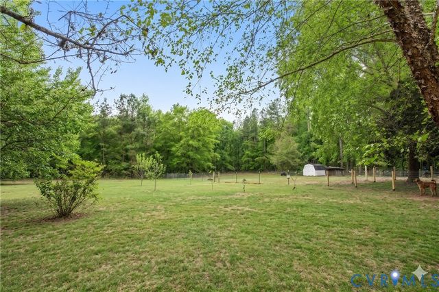 24221 Pear Orchard Rd, Moseley, VA 23120