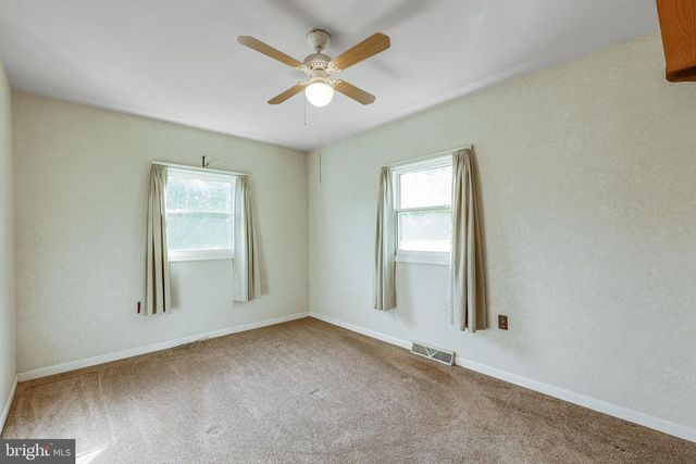 960 FURNACE HILLS PIKE, Lititz, PA 17543