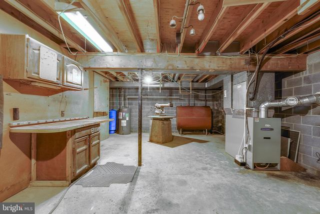 960 FURNACE HILLS PIKE, Lititz, PA 17543