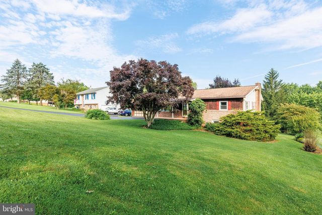 960 FURNACE HILLS PIKE, Lititz, PA 17543