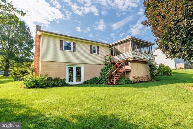 960 FURNACE HILLS PIKE, Lititz, PA 17543