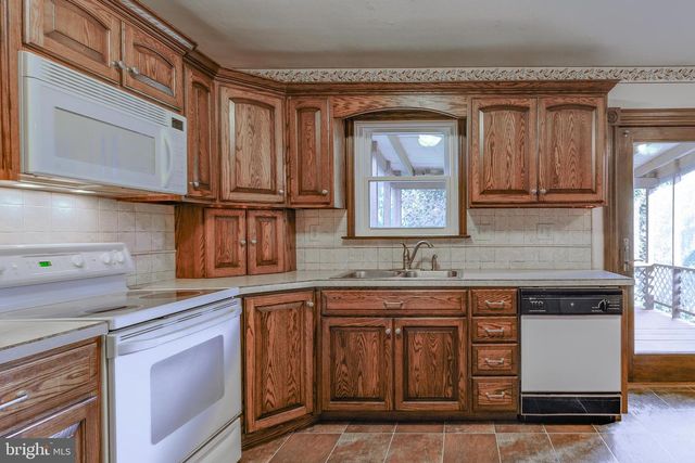 960 FURNACE HILLS PIKE, Lititz, PA 17543