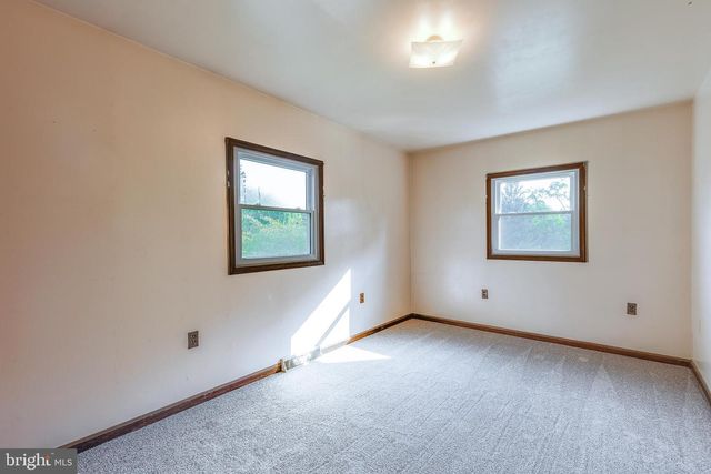 960 FURNACE HILLS PIKE, Lititz, PA 17543