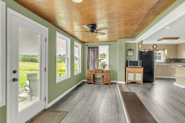 5630 Mansford Rd, Winchester, TN 37398