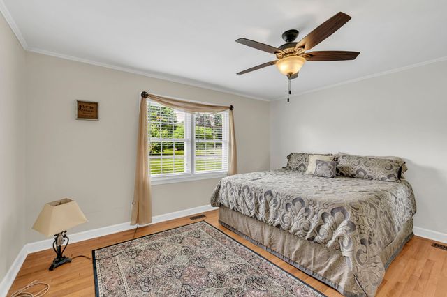 5630 Mansford Rd, Winchester, TN 37398
