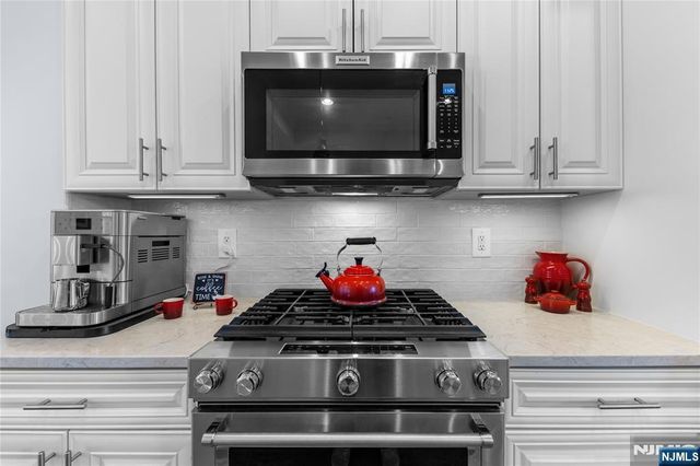 227 Bradley Drive, Wood Ridge, NJ 07075