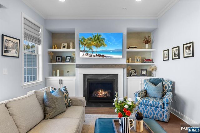 227 Bradley Drive, Wood Ridge, NJ 07075