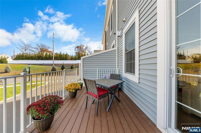 227 Bradley Drive, Wood Ridge, NJ 07075