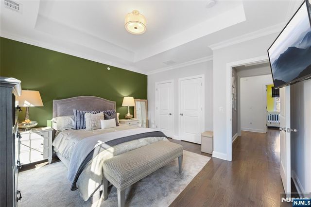 227 Bradley Drive, Wood Ridge, NJ 07075