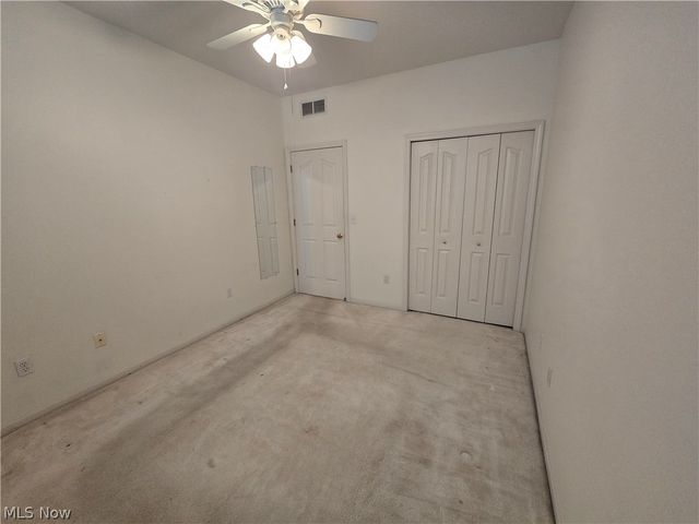 9910 Country Club Circle, Twinsburg, OH 44087