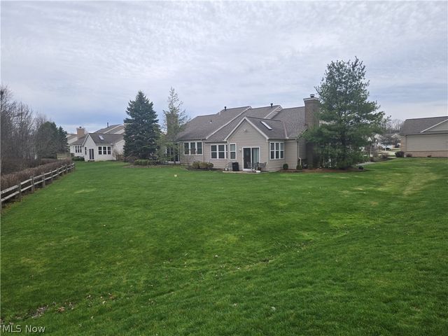 9910 Country Club Circle, Twinsburg, OH 44087