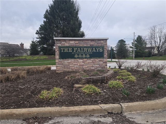 9910 Country Club Circle, Twinsburg, OH 44087