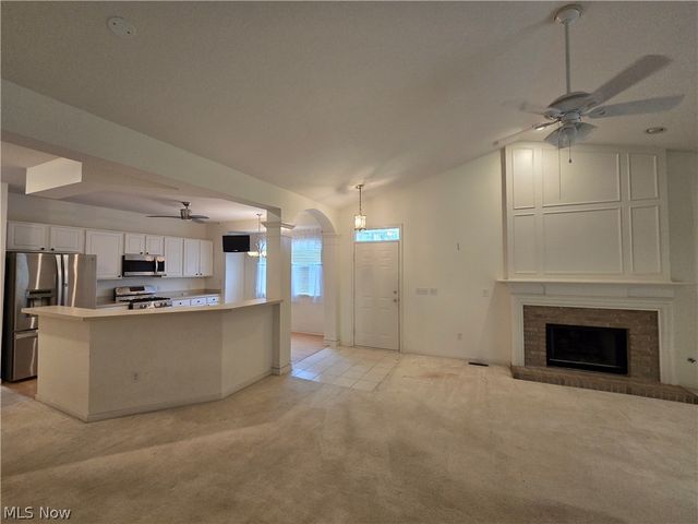 9910 Country Club Circle, Twinsburg, OH 44087