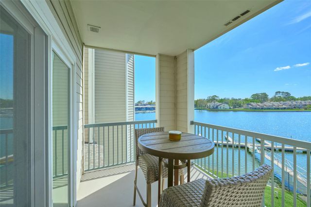 12800 Melville Drive 202B, Montgomery, TX 77356