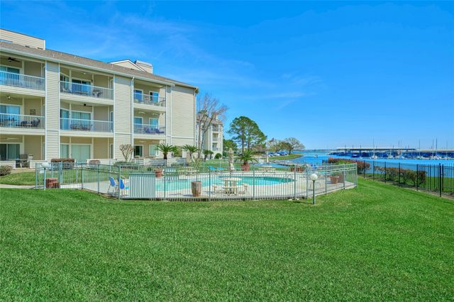 12800 Melville Drive 202B, Montgomery, TX 77356