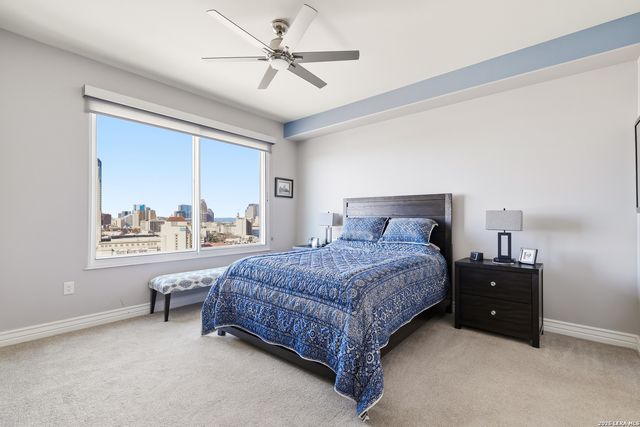 215 Center St Apt 1507, San Antonio, TX 78202