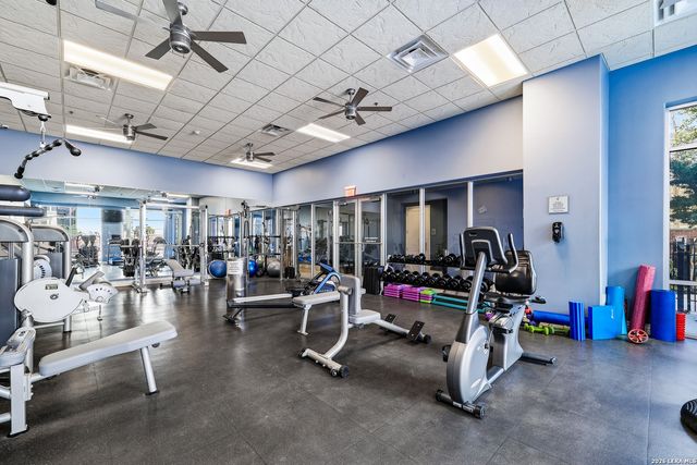 215 Center St Apt 1507, San Antonio, TX 78202