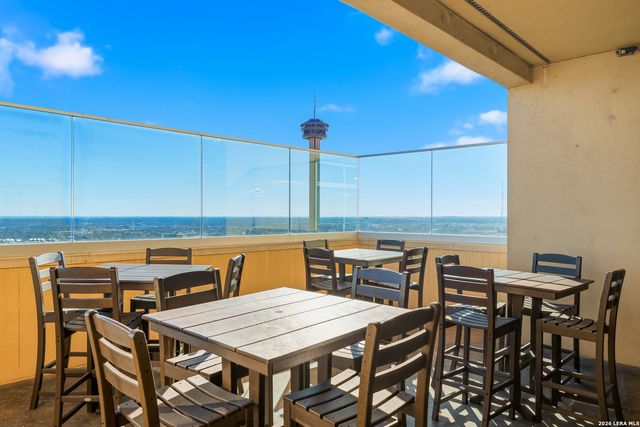 215 Center St Apt 1507, San Antonio, TX 78202