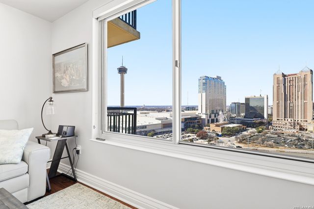 215 Center St Apt 1507, San Antonio, TX 78202