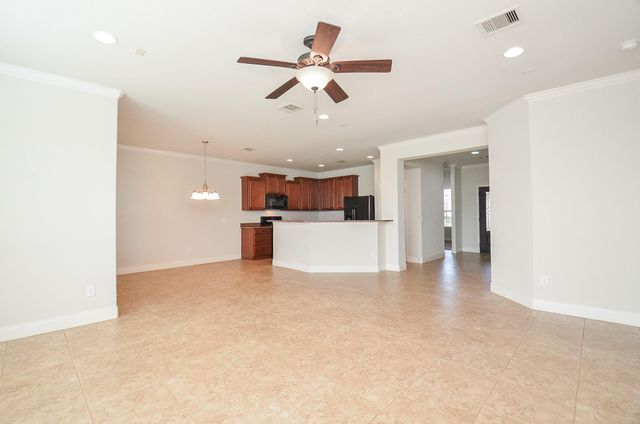 527 Monterry Oaks Drive, Richmond, TX 77469