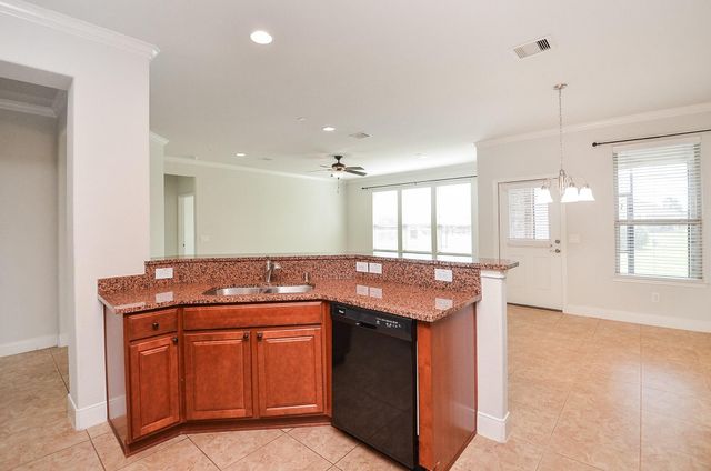 527 Monterry Oaks Drive, Richmond, TX 77469