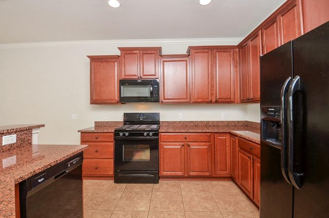 527 Monterry Oaks Drive, Richmond, TX 77469