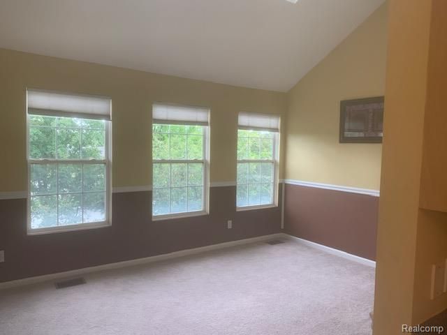 1091 Beaver Run Run, Troy, MI 48083