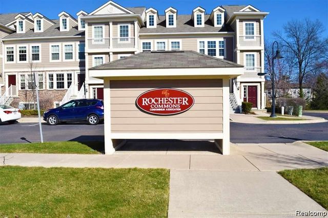 1091 Beaver Run Run, Troy, MI 48083