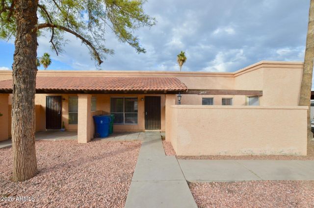 645 N ARROWHEAD Drive 4, Chandler, AZ 85224