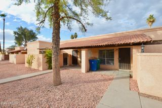 645 N ARROWHEAD Drive 4, Chandler, AZ 85224