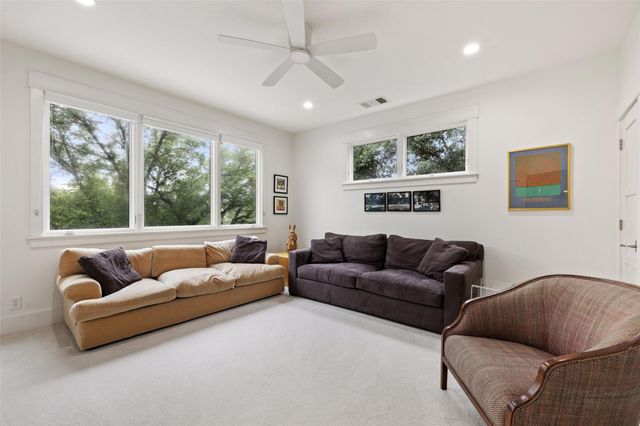 3413 Bunny RUN, Austin, TX 78746