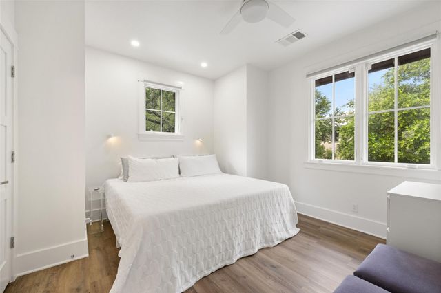 3413 Bunny RUN, Austin, TX 78746