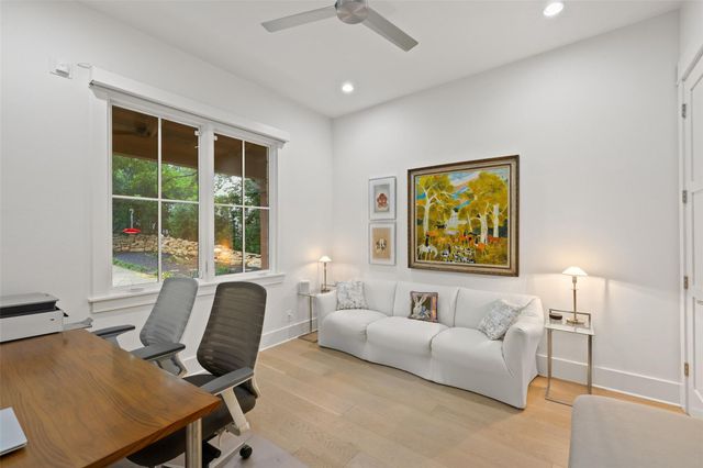 3413 Bunny RUN, Austin, TX 78746