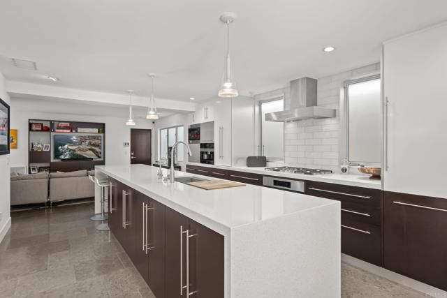 13936 Mira Montana Dr., Del Mar, CA 92014