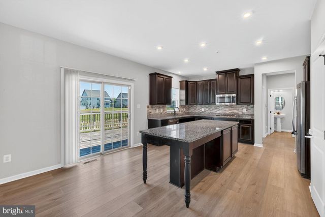 9974 MODDY LN, White Plains, MD 20695