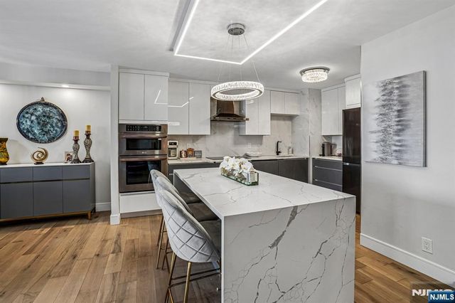 1055 River Road 408, Edgewater, NJ 07020