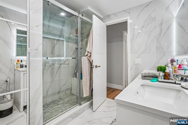 1055 River Road 408, Edgewater, NJ 07020