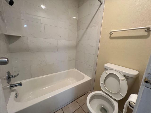 9707 Richmond Avenue 63, Houston, TX 77042