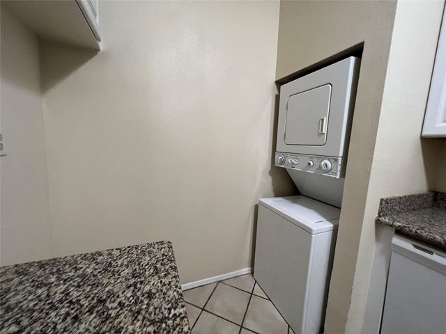 9707 Richmond Avenue 63, Houston, TX 77042
