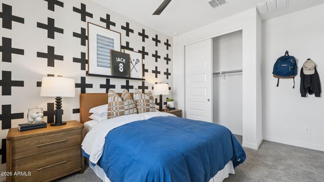 17524 W ILLINI Street, Goodyear, AZ 85338