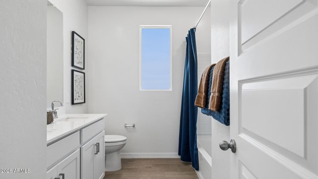 17524 W ILLINI Street, Goodyear, AZ 85338