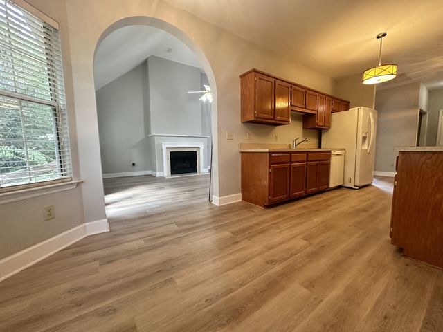 2547 Edinburgh St, Old Hickory, TN 37138