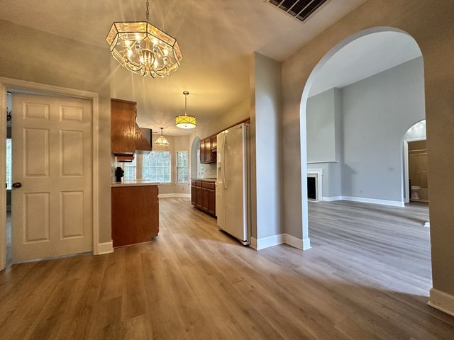 2547 Edinburgh St, Old Hickory, TN 37138