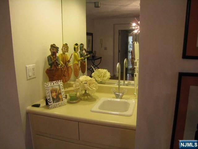 1512 Palisade 3D, Fort Lee, NJ 07024