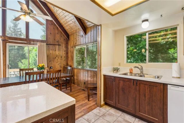 27495 Cedarwood Drive, Lake Arrowhead, CA 92352