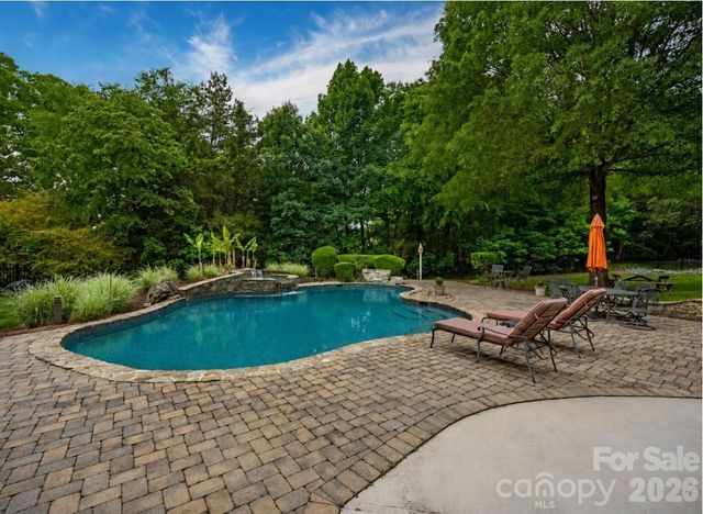 8801 Nellie Lane, Waxhaw, NC 28173