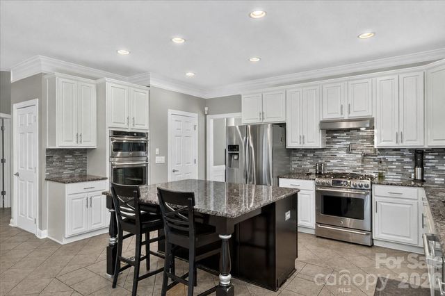 8801 Nellie Lane, Waxhaw, NC 28173
