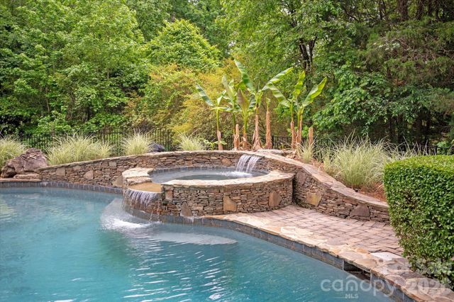 8801 Nellie Lane, Waxhaw, NC 28173