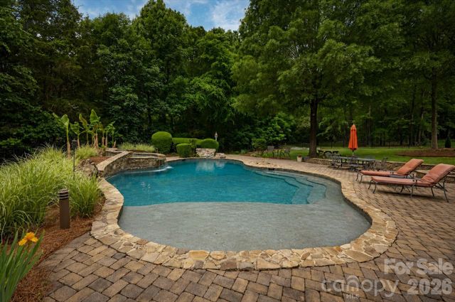 8801 Nellie Lane, Waxhaw, NC 28173