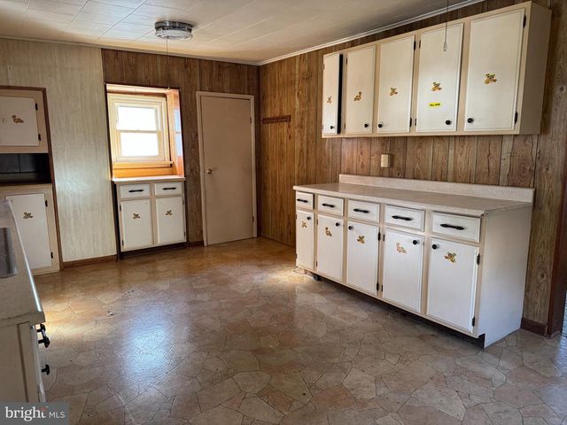 719 3RD ST, Martinsburg, WV 25404